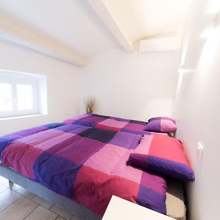 Ravissant Triplex Et Duplex Au Centre De Pont St Espritアパートメント エクステリア 写真