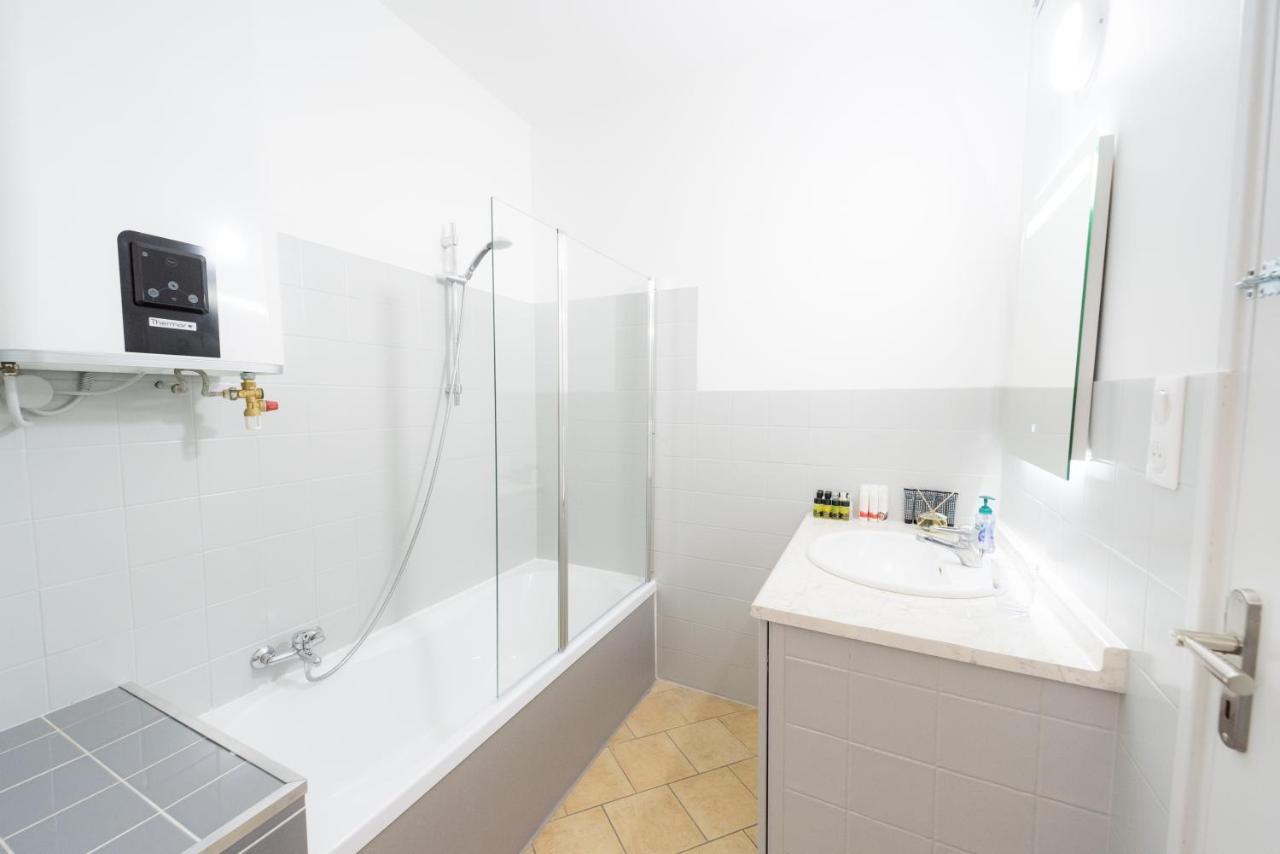 Ravissant Triplex Et Duplex Au Centre De Pont St Espritアパートメント エクステリア 写真