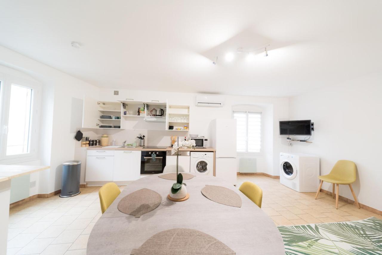 Ravissant Triplex Et Duplex Au Centre De Pont St Espritアパートメント エクステリア 写真